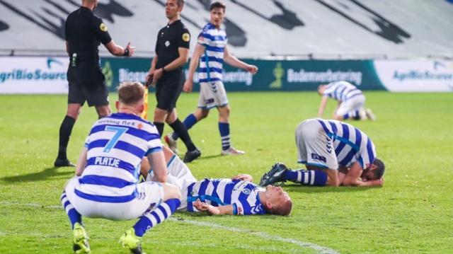 1620877769082003584.jpg Balende-De-Graafschappers-na-de-0-0-tegen-Helmond-Sport-Foto-BSRAgency-OrangePictures.jpg